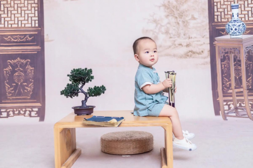 张家口孕妇肚子上的黑线